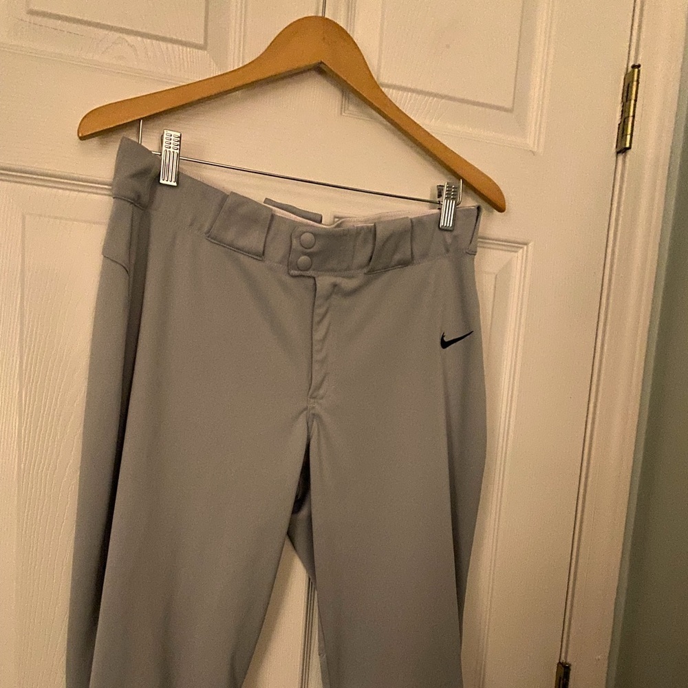 Gray Nike Softball pants! Excellent condition